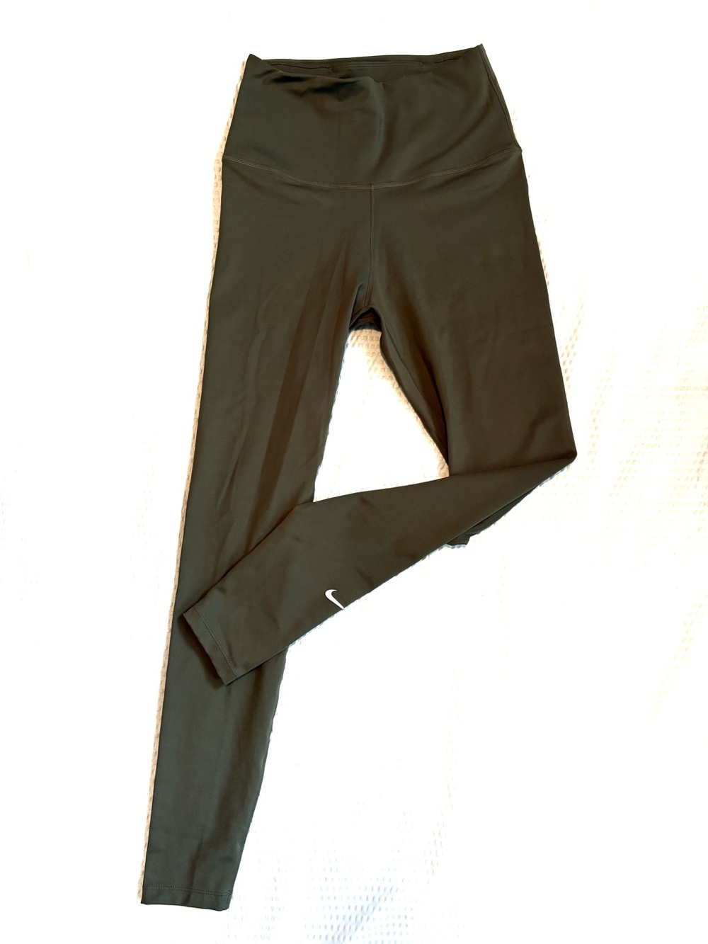 Nike Dri-Fit High-Waist Women’s Leggings - Small - Olive Hunter Green